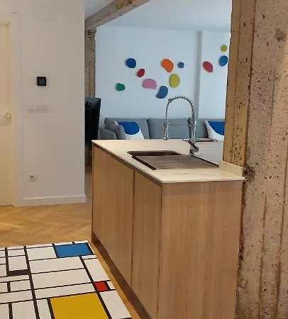 Moderno Y Sofisticado Con Vistas A La Ciudad بلباو