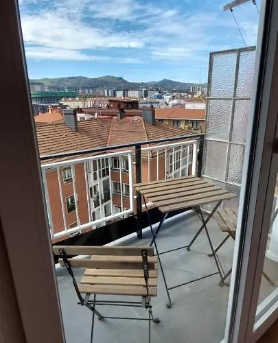 Appartement Moderno Y Sofisticado Con Vistas A La Ciudad Bilbao